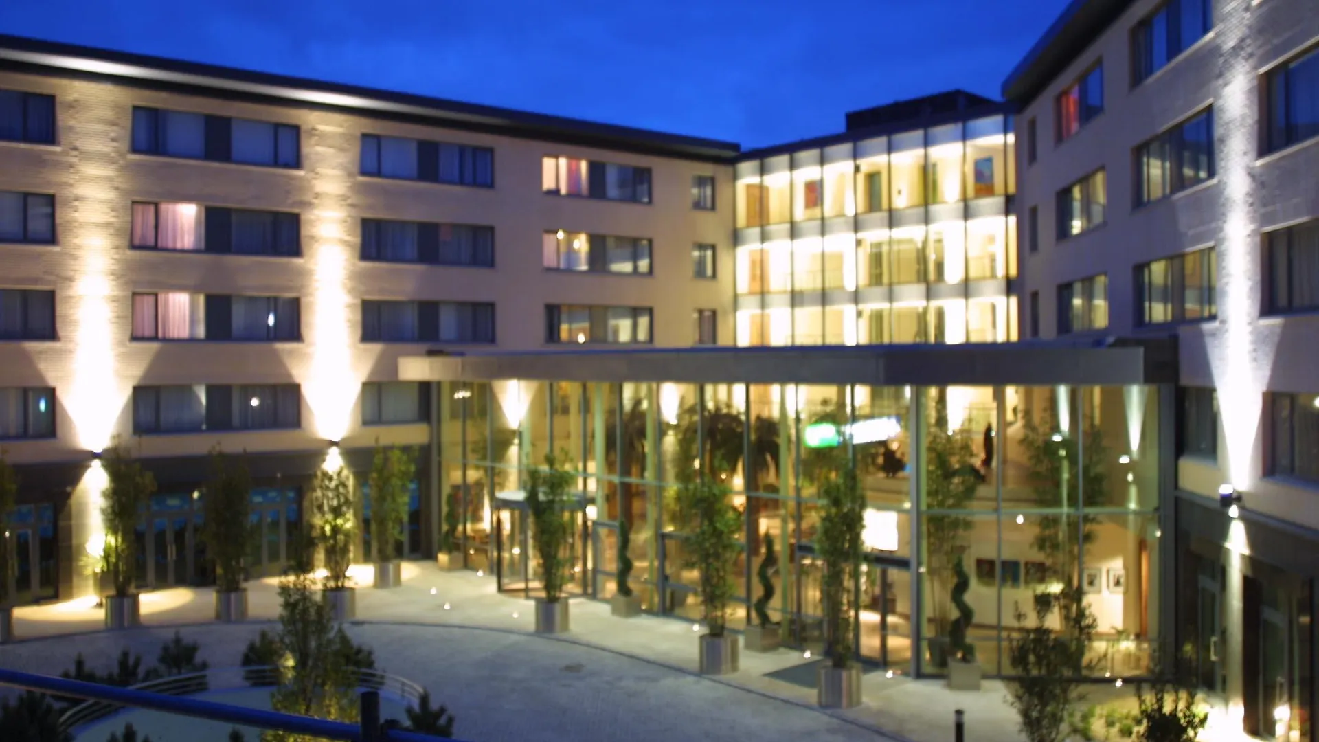 The Galmont Hotel & Spa Galway 4*,